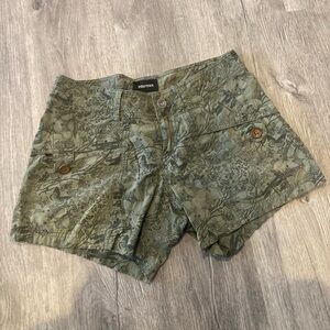 Marmot Olive Patterned Women's Cargo Shorts